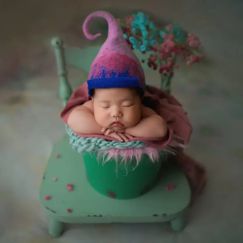 Iron Posing Bucket - Newborn Photography Props